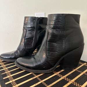 Madden Girl Ankle Boots size 10